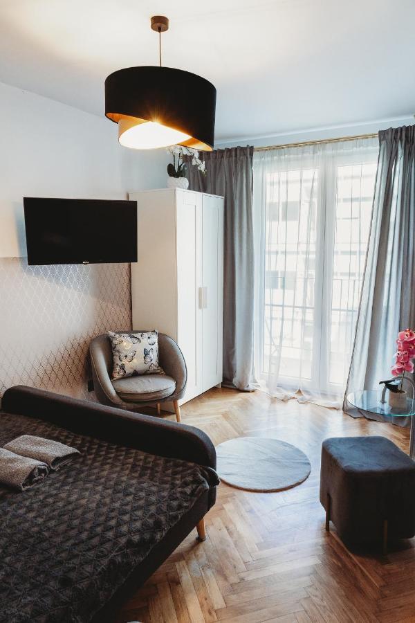 ורשה Clicktheflat Jasna Palace Of Culture Apart Rooms מראה חיצוני תמונה